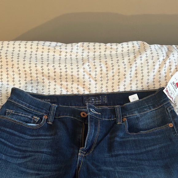 Jeans - Picture 4 of 6